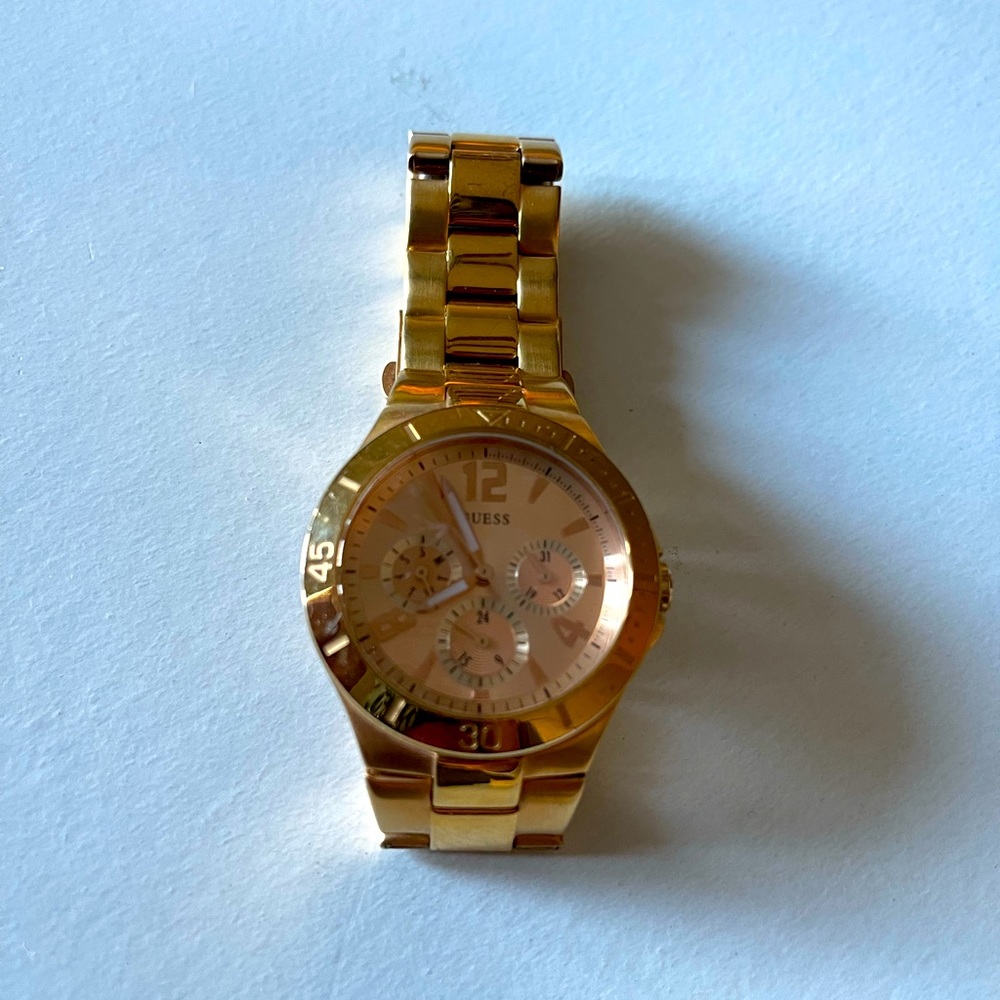 Rose Gold Guess watch